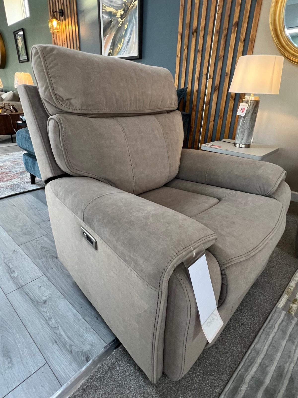 Sheldon Suite in Taupe