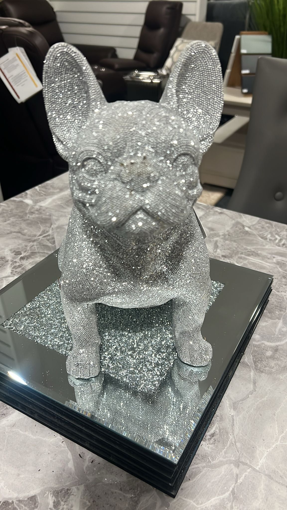 Shop display Glitter bulldog