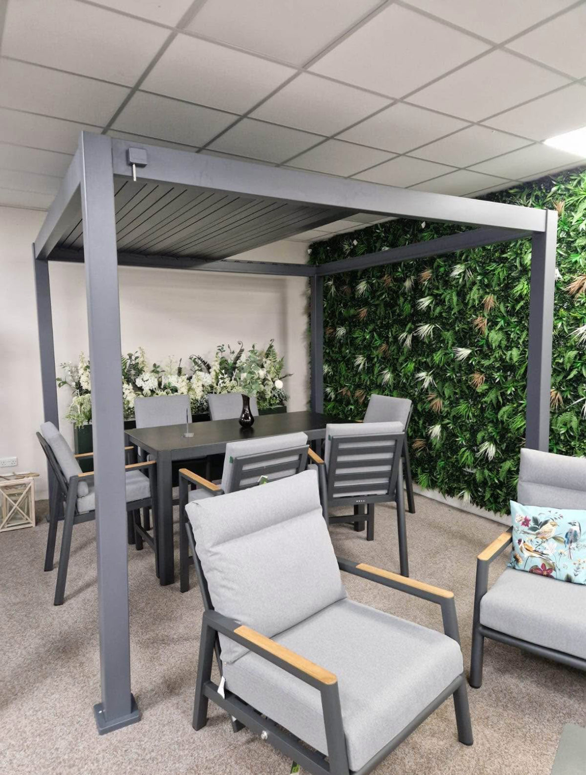 Hilton Aluminium Pergola in Slate Grey