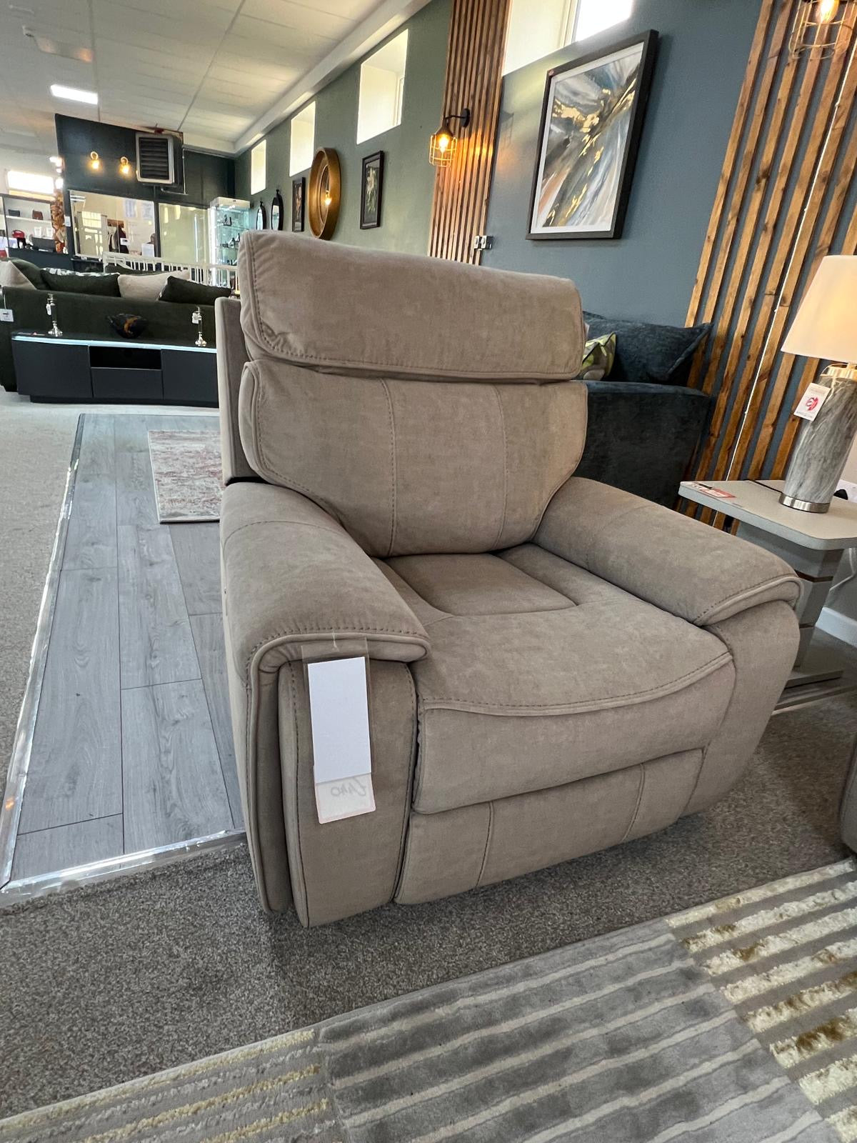 Sheldon Suite in Taupe