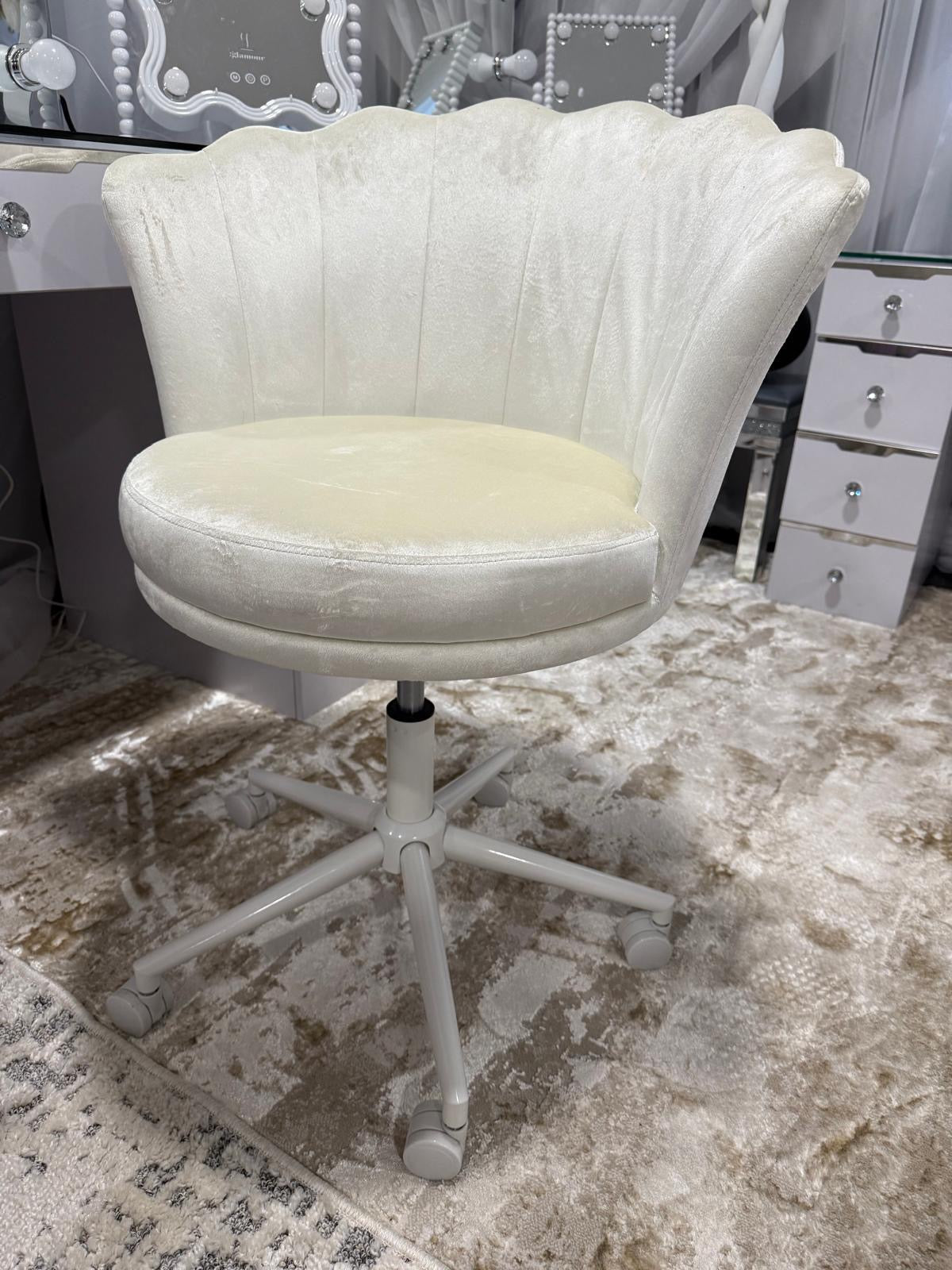 Glam Shell Swivel Chair