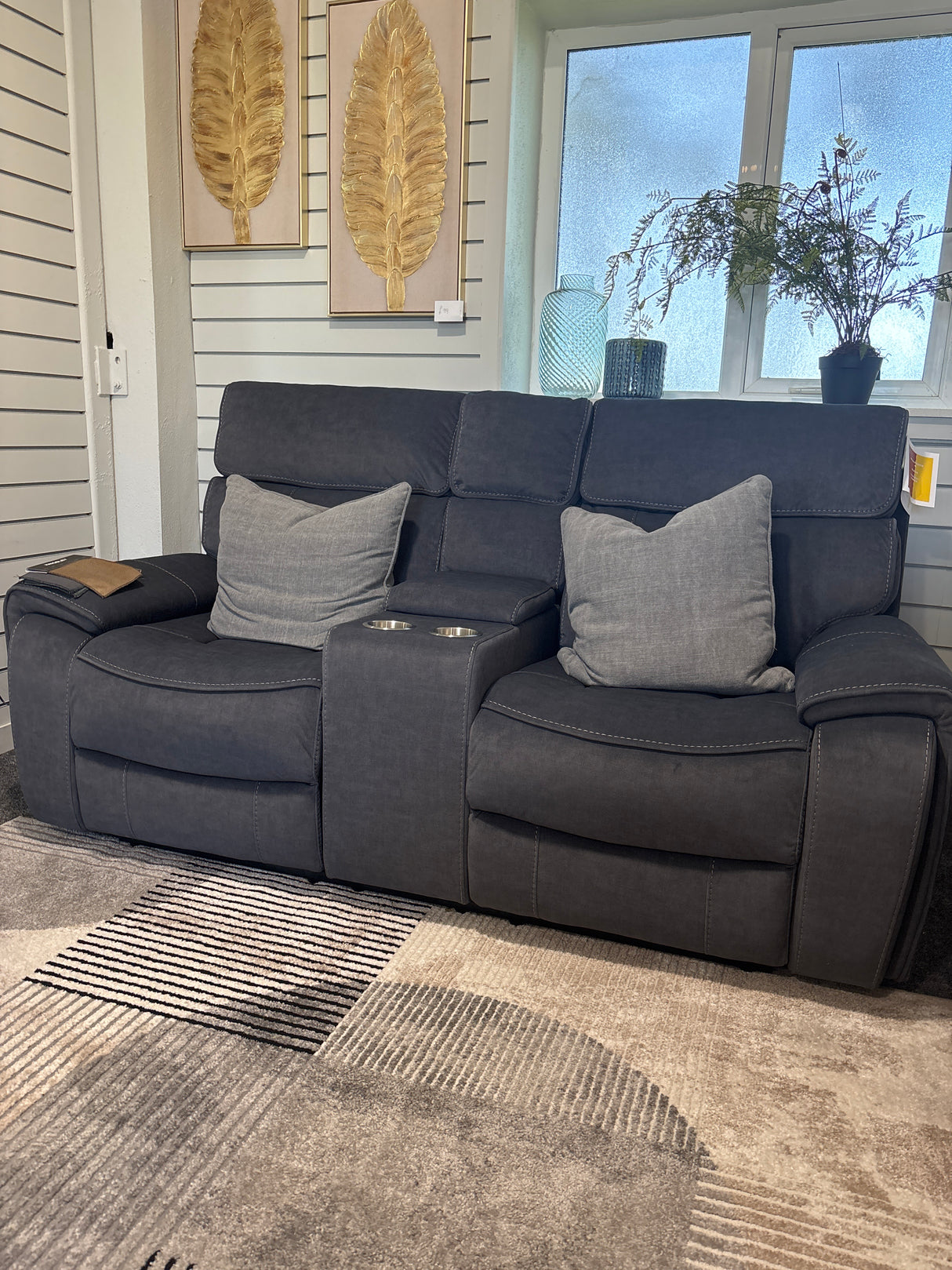 Sheldon Suite in Charcoal