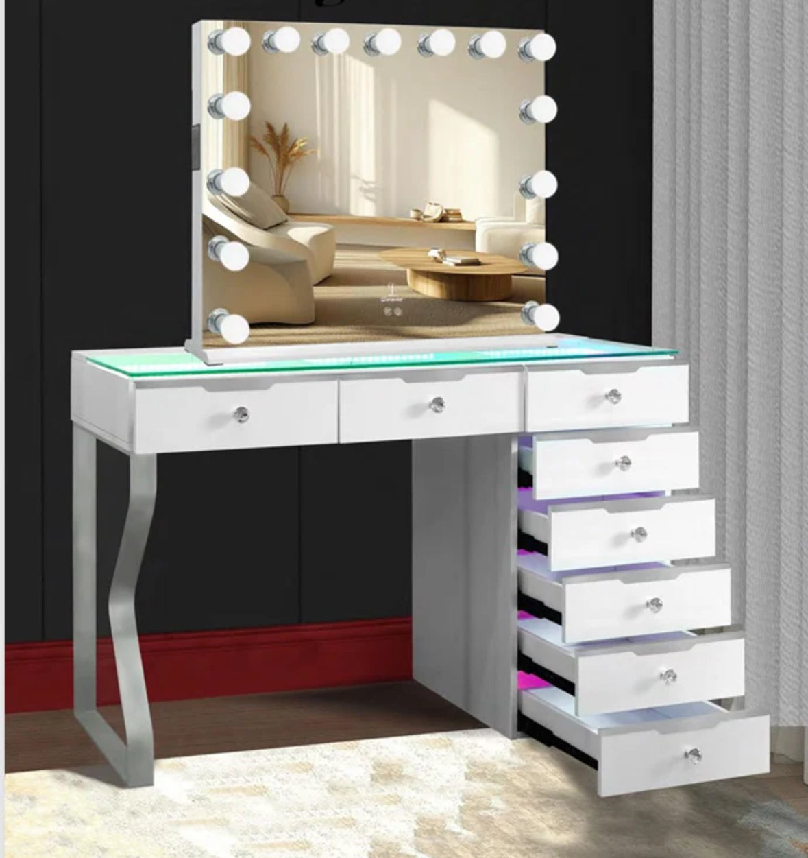 Glam Queen 8 Drawer Vanity Dresser