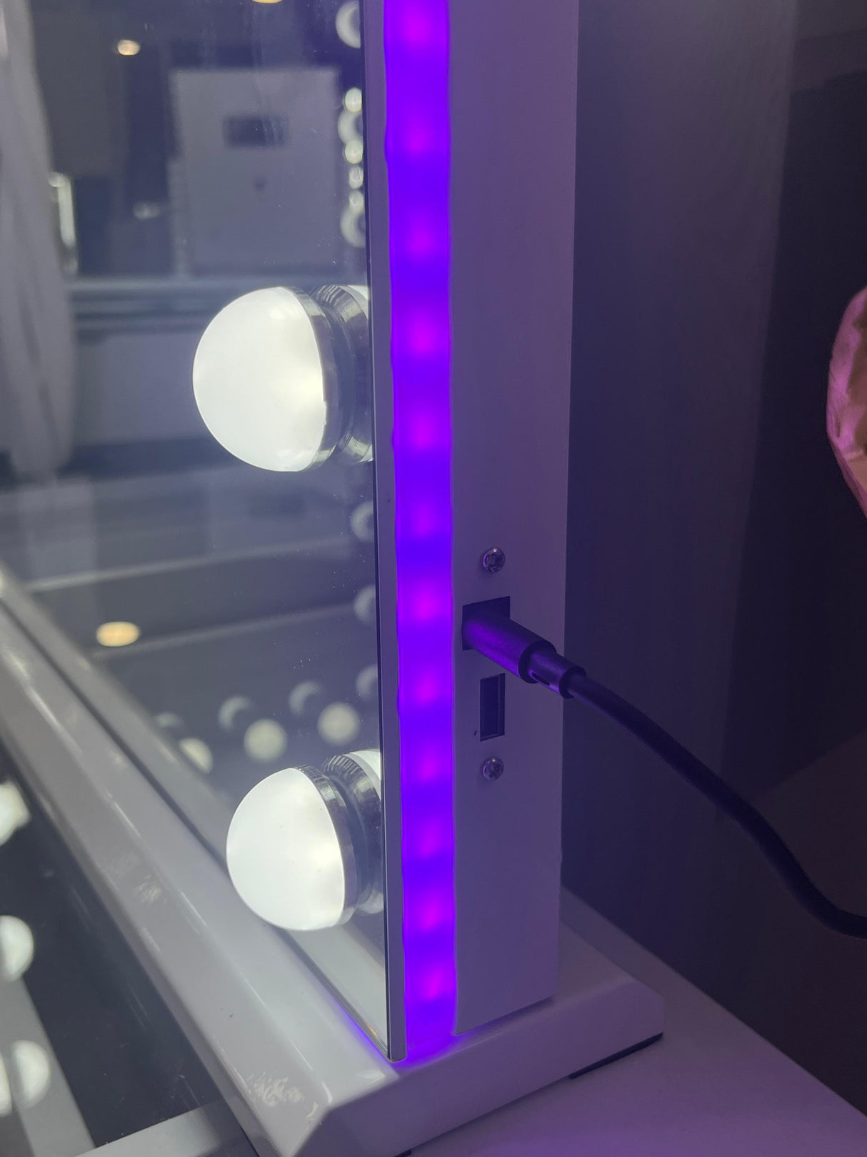 Glow Luminex 15 Mirror