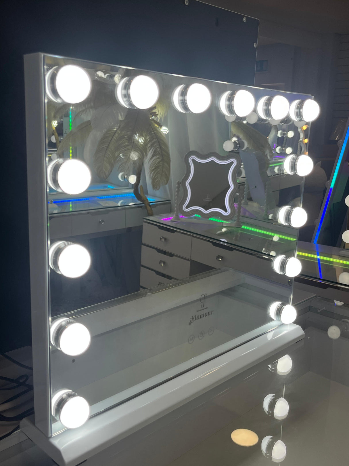 Glow Luminex 15 Mirror