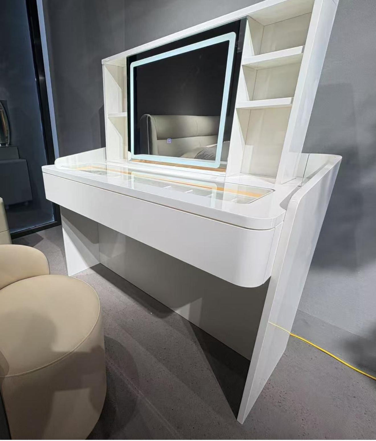 Elevate Smart Vanity Station