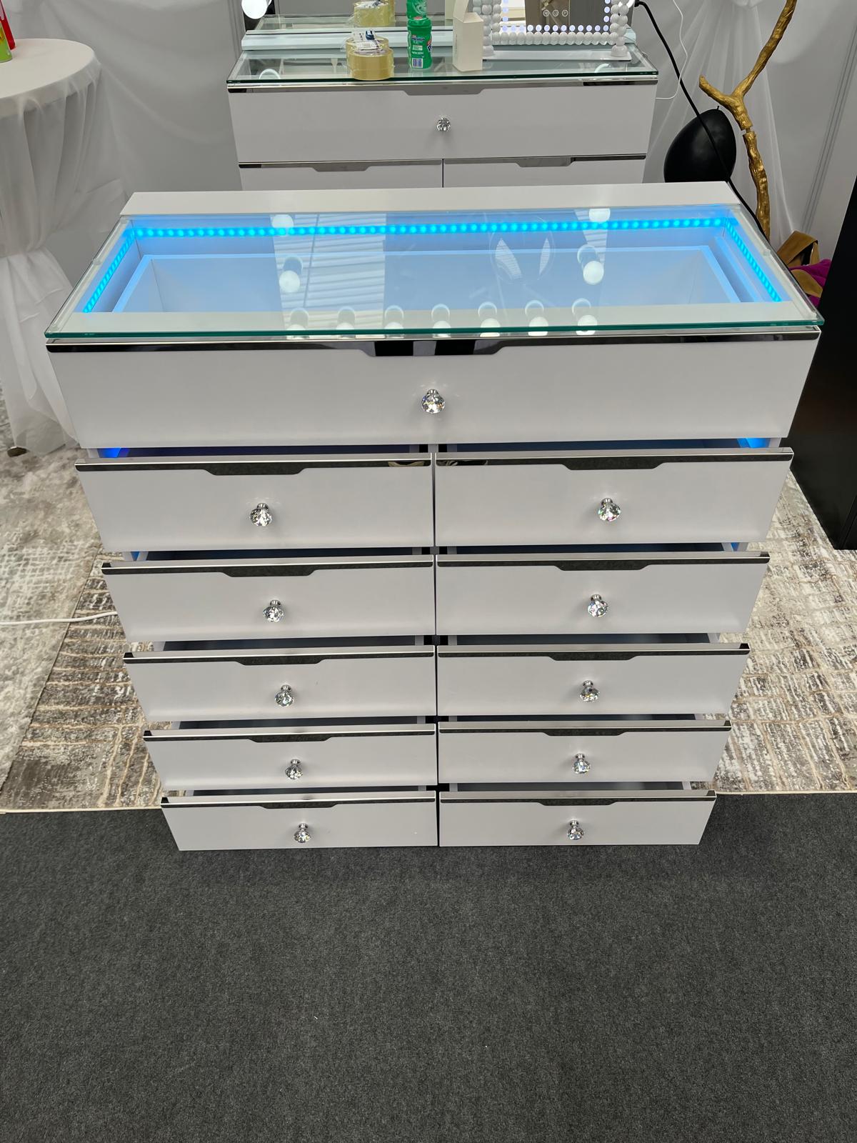 11 Drawer Empire Regal Dresser