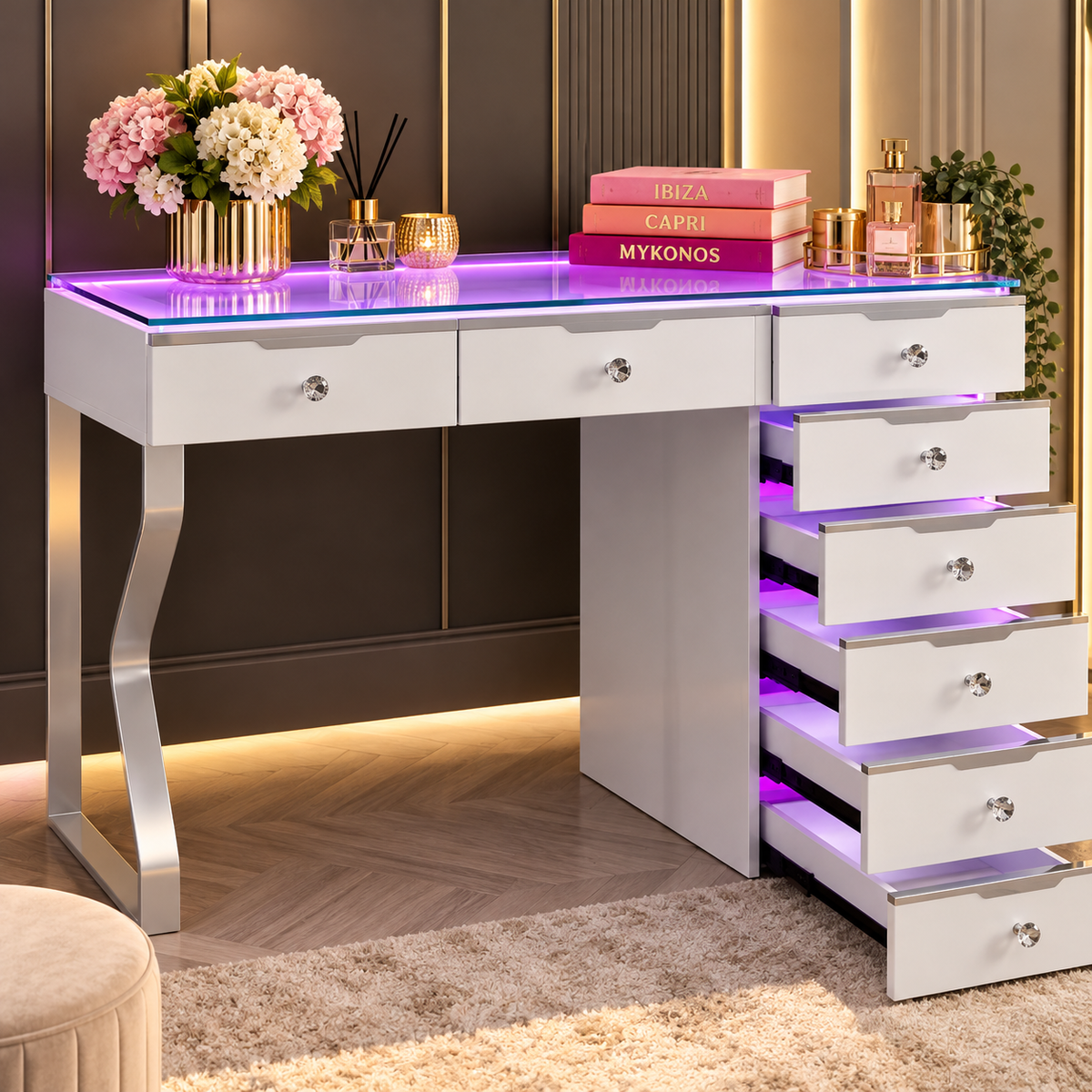Glam Queen 8 Drawer Vanity Dresser