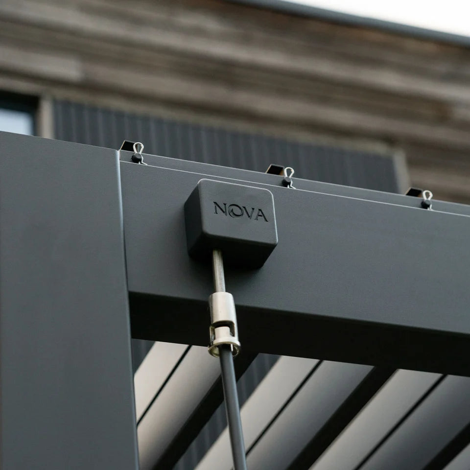 Hilton Aluminium Pergola in Graphite Grey