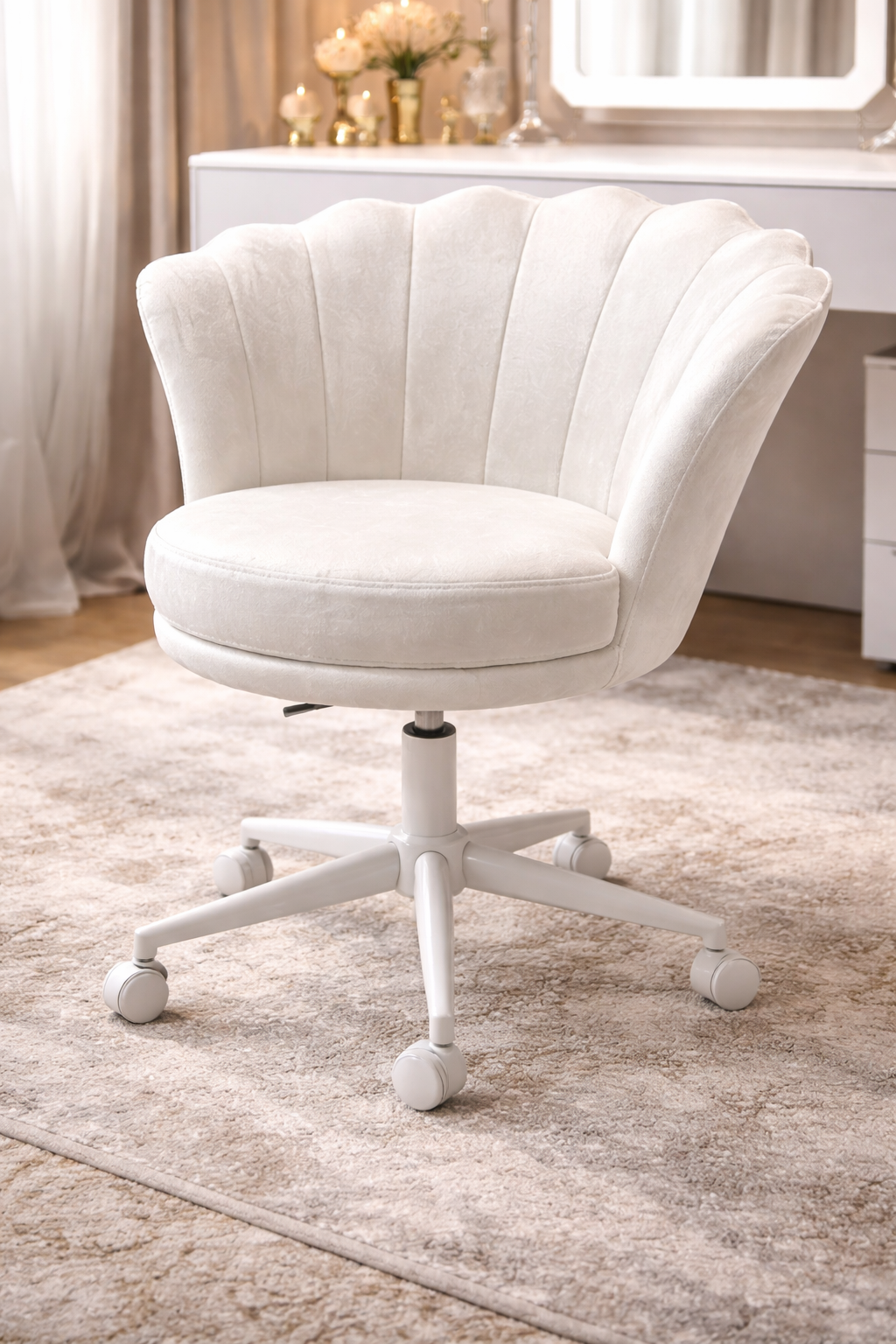 Glam Shell Swivel Chair