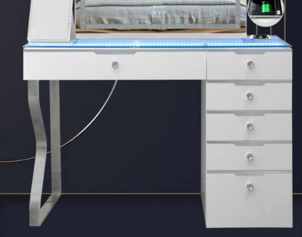 Glam 6 Drawer Vanity Dresser