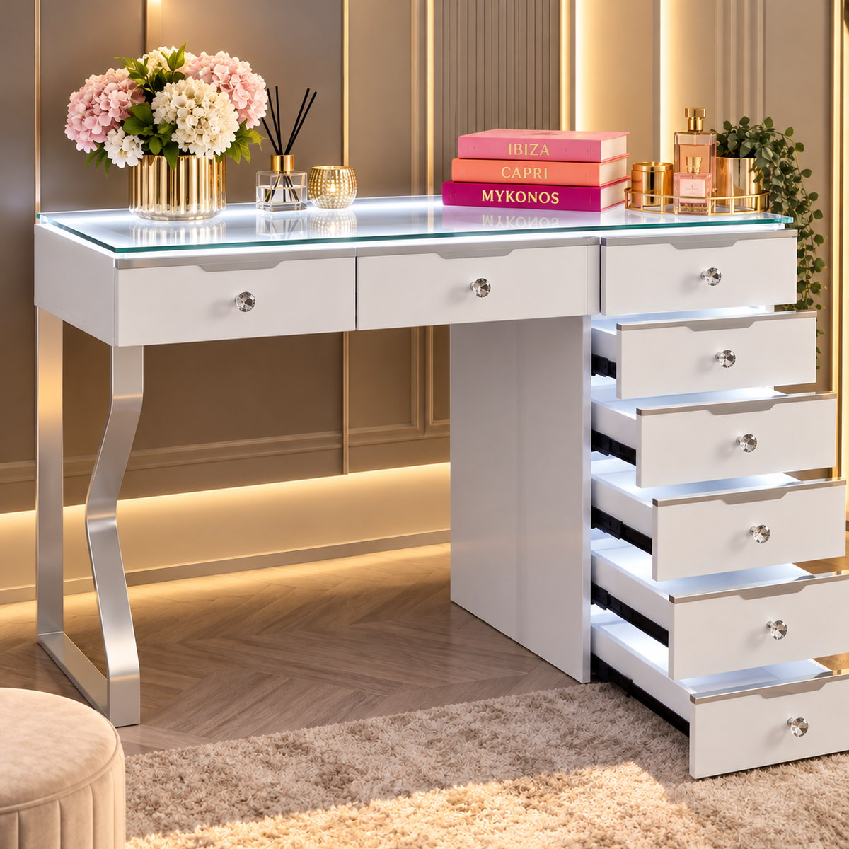 Glam Queen 8 Drawer Vanity Dresser