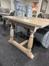 Shop display Marilyn Beige Extendable Dining Table (Seat 6-8)