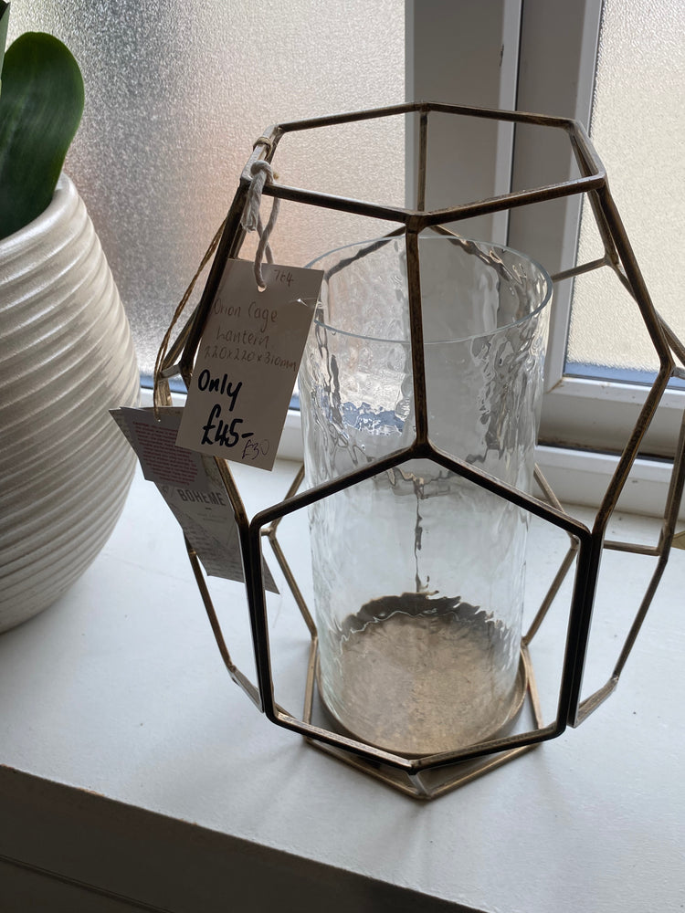 Hexagon Themed Vase