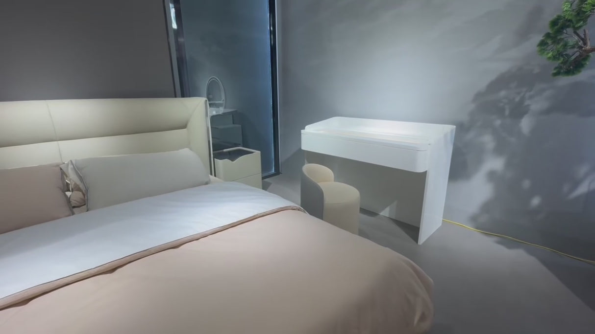 Elevate Smart Vanity Station